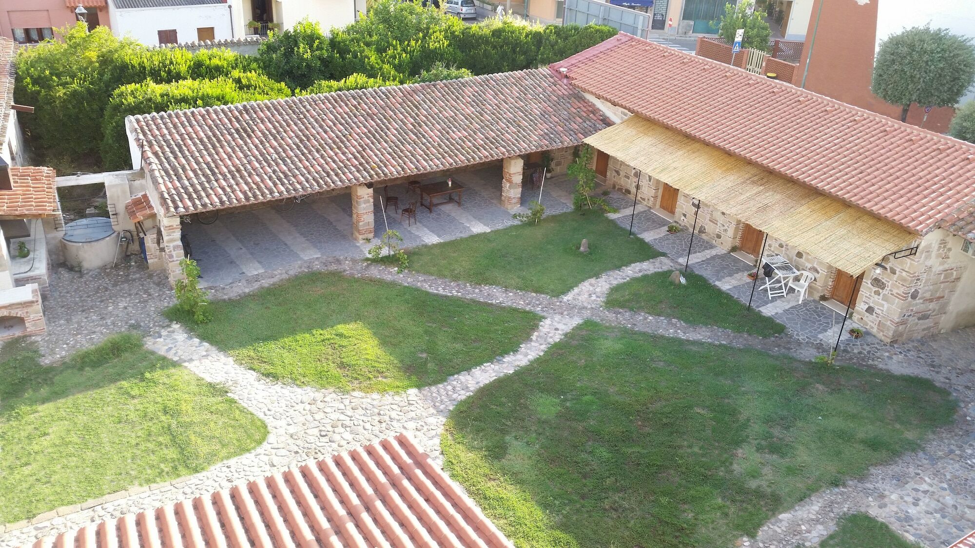 Hotel Sa Domu E Crakeras Oristano Exterior foto
